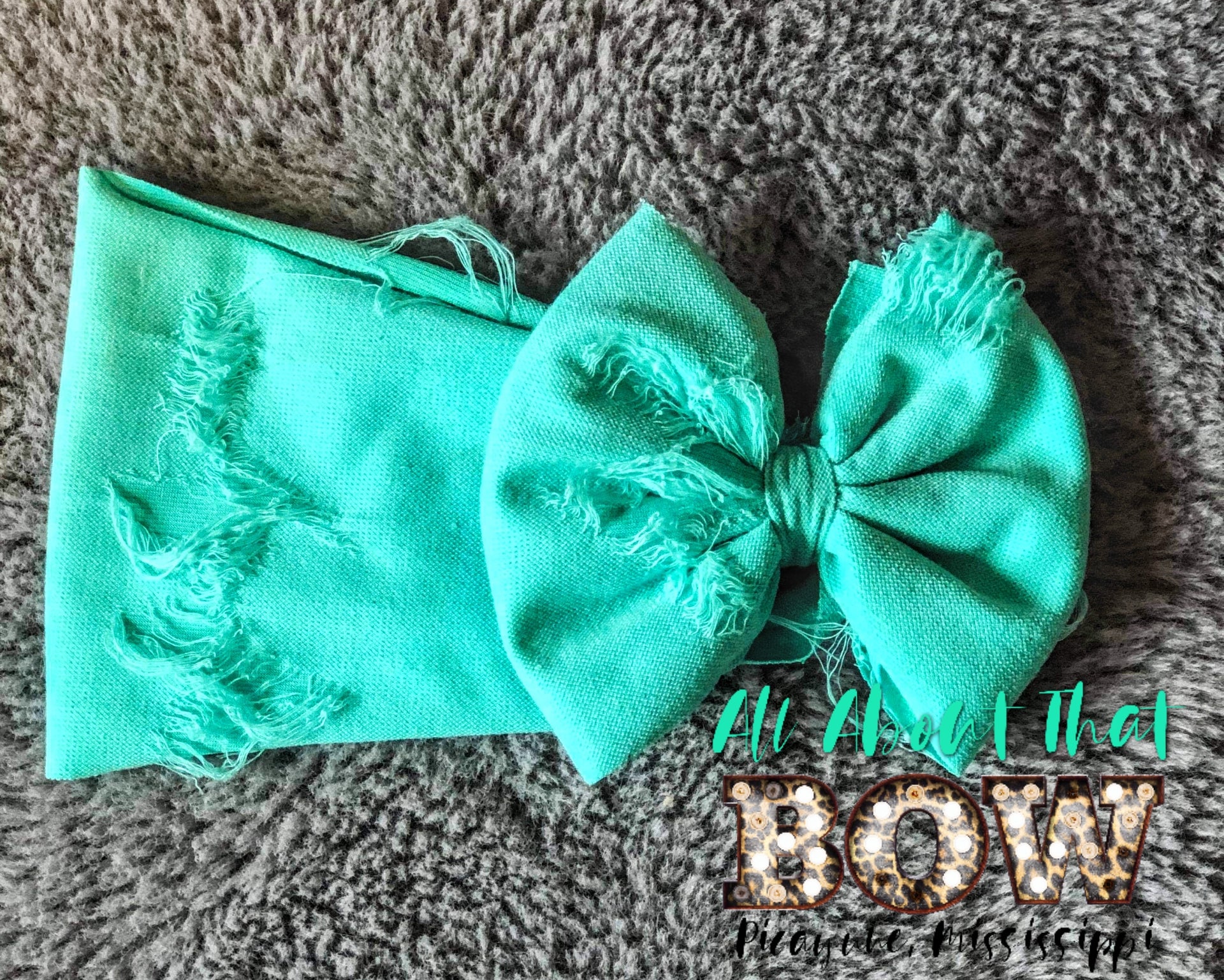 Distressed Solid Bows